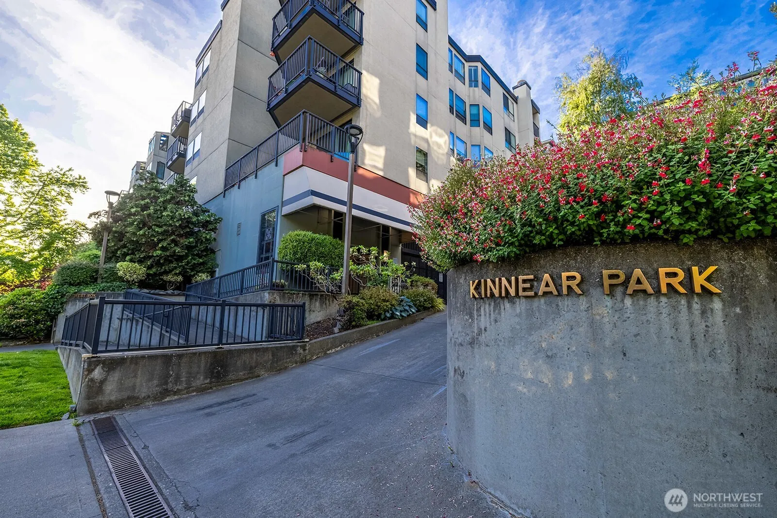 Property photo for 500 W Roy Street #w403, Seattle