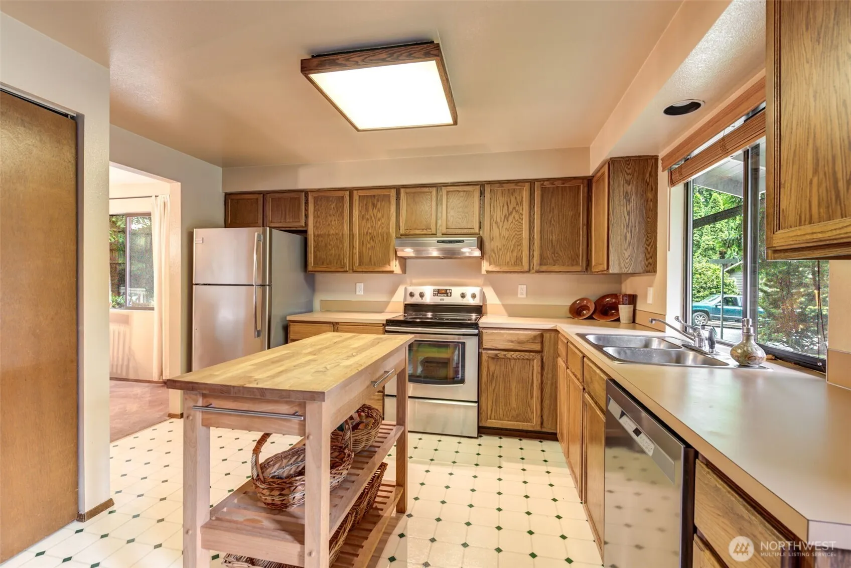 Property photo for 12826 Ne 184th Court, Bothell photo 5