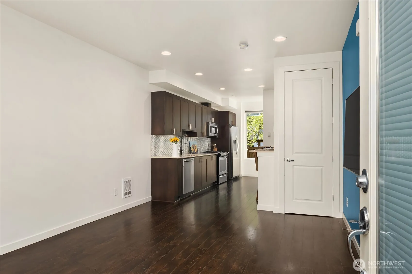 Property photo for 3631 Courtland Place S #b, Seattle photo 5
