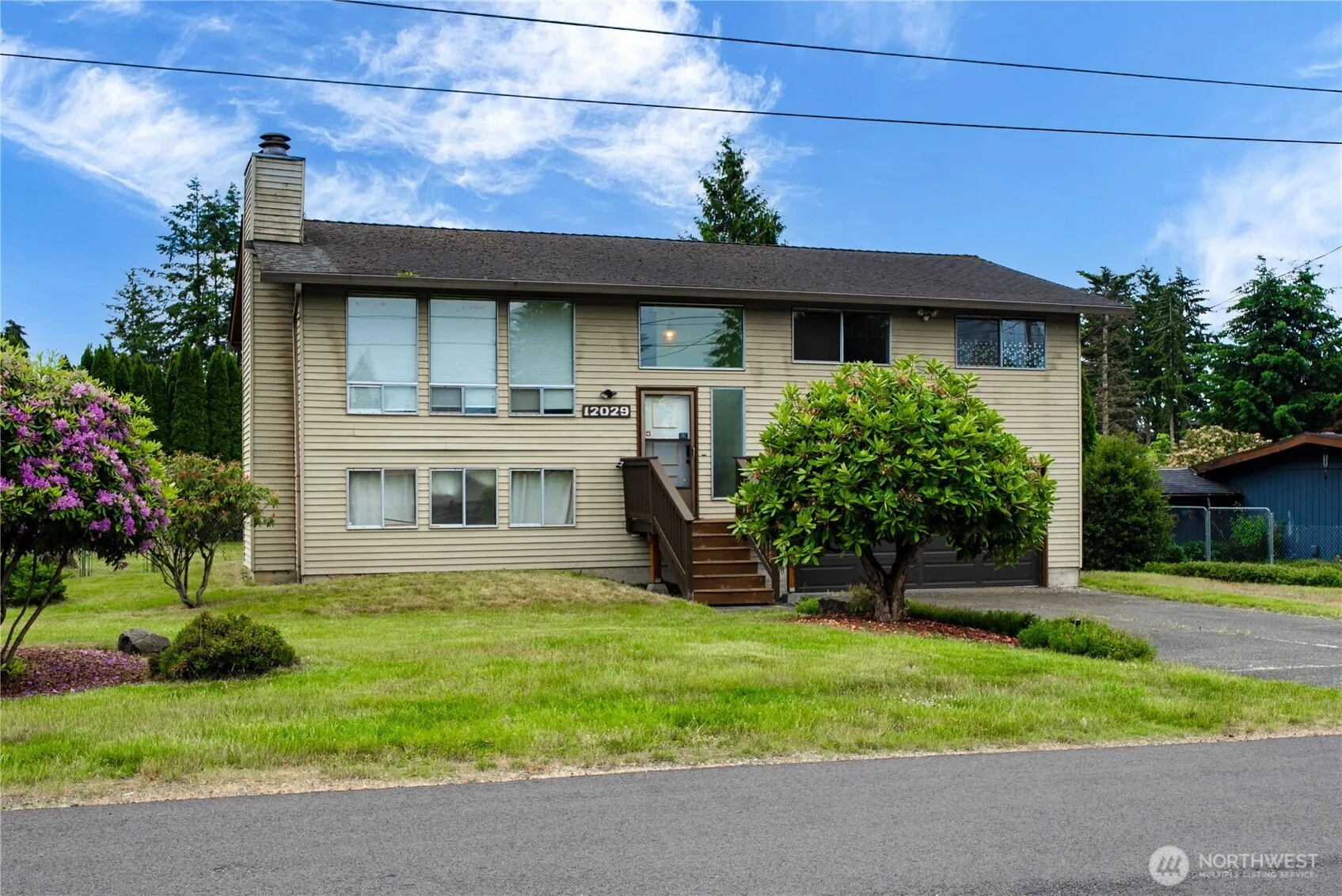 Property photo for 12029 Se 210th Street, Kent