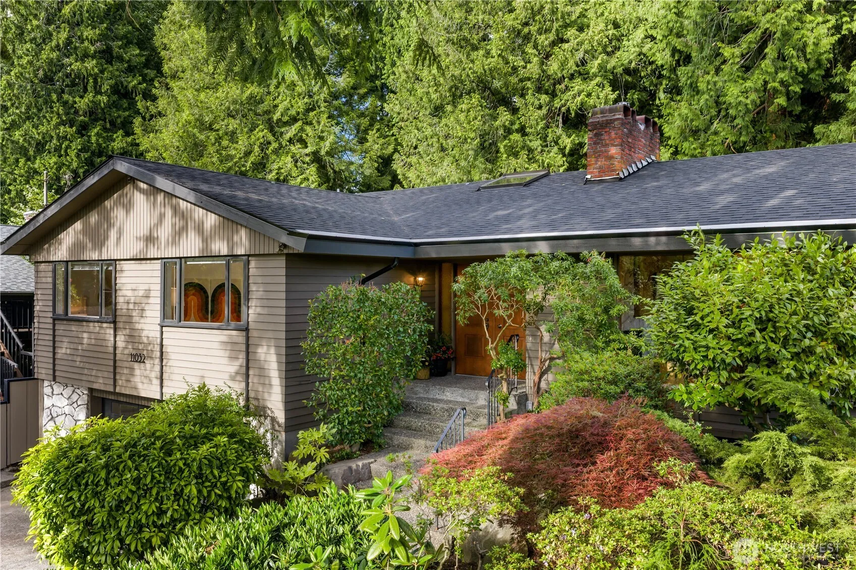 Property photo for 11032 39th Avenue Ne, Seattle