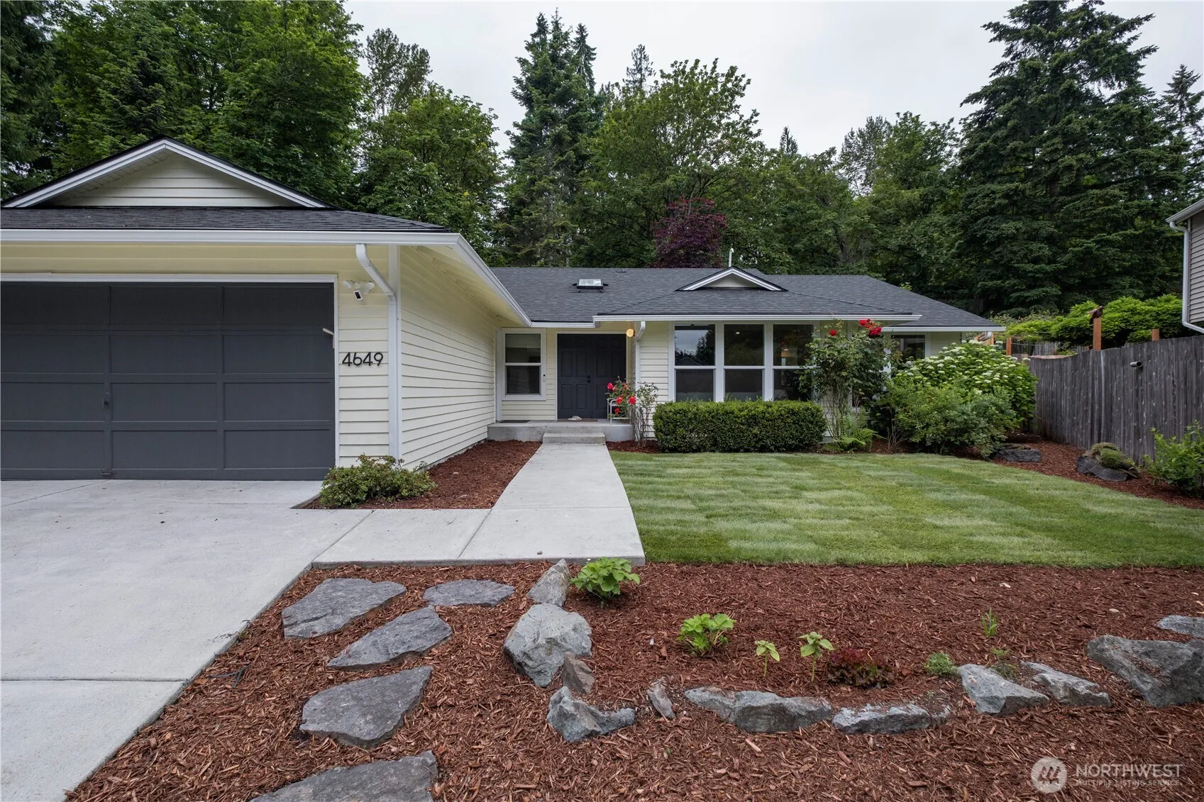 Property photo for 4649 189th Place Se, Issaquah