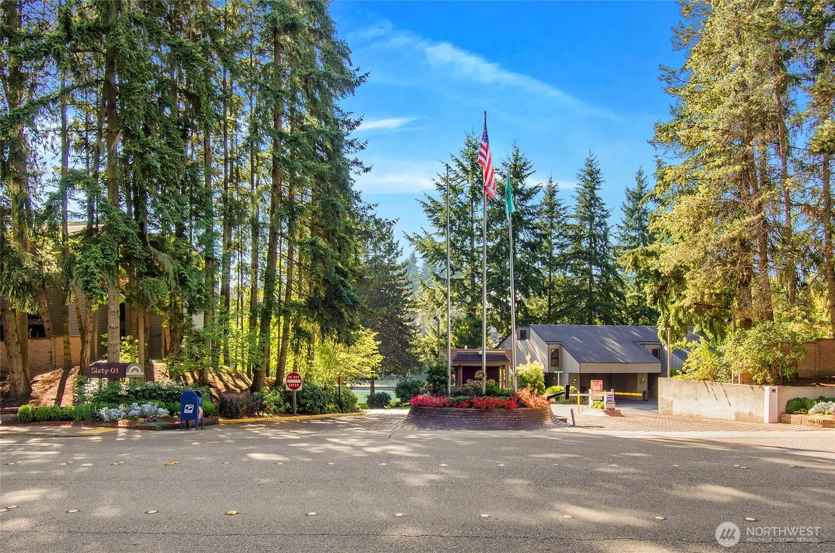 Property photo for 13832 66th Street Ne #599, Redmond photo 2