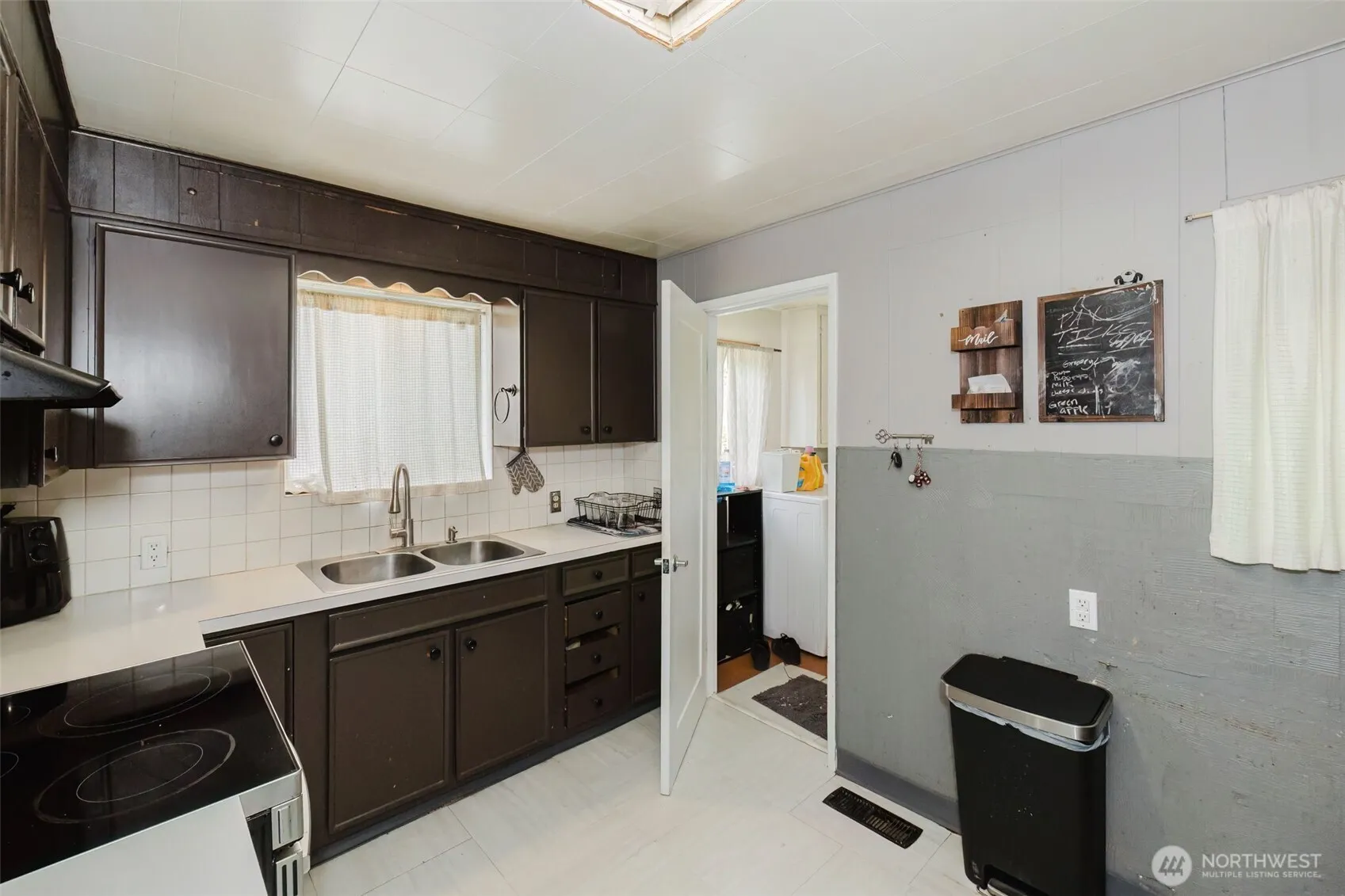 Property photo for 3190 Bartolatz Road W, Bremerton photo 5