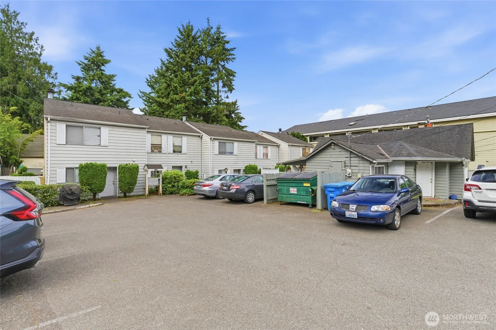 Property photo for 1529 -1529 Ne 150th Street, Shoreline photo 2