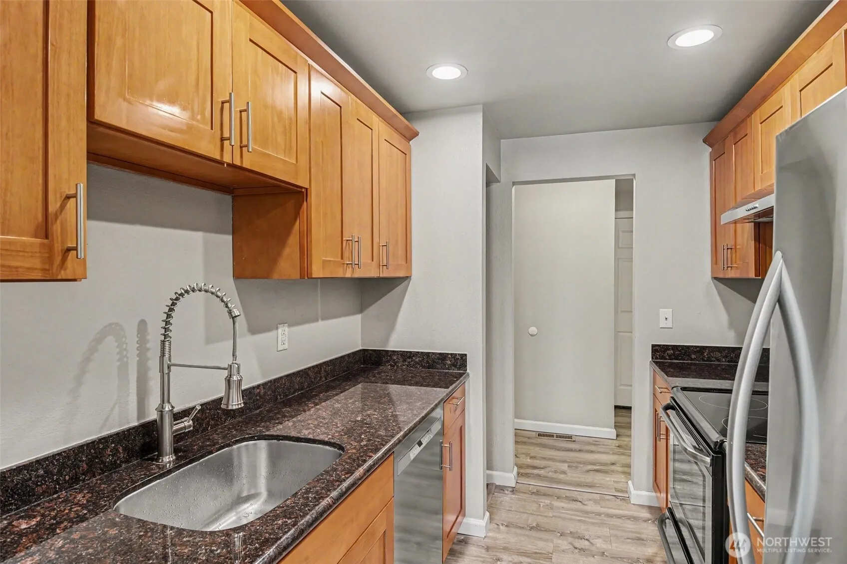 Property photo for 9905 Ne 124 Street #704, Kirkland photo 3