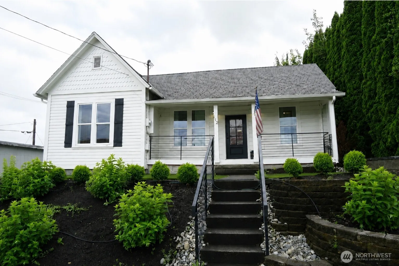 Property photo for 112 Avenue A, Snohomish photo 2