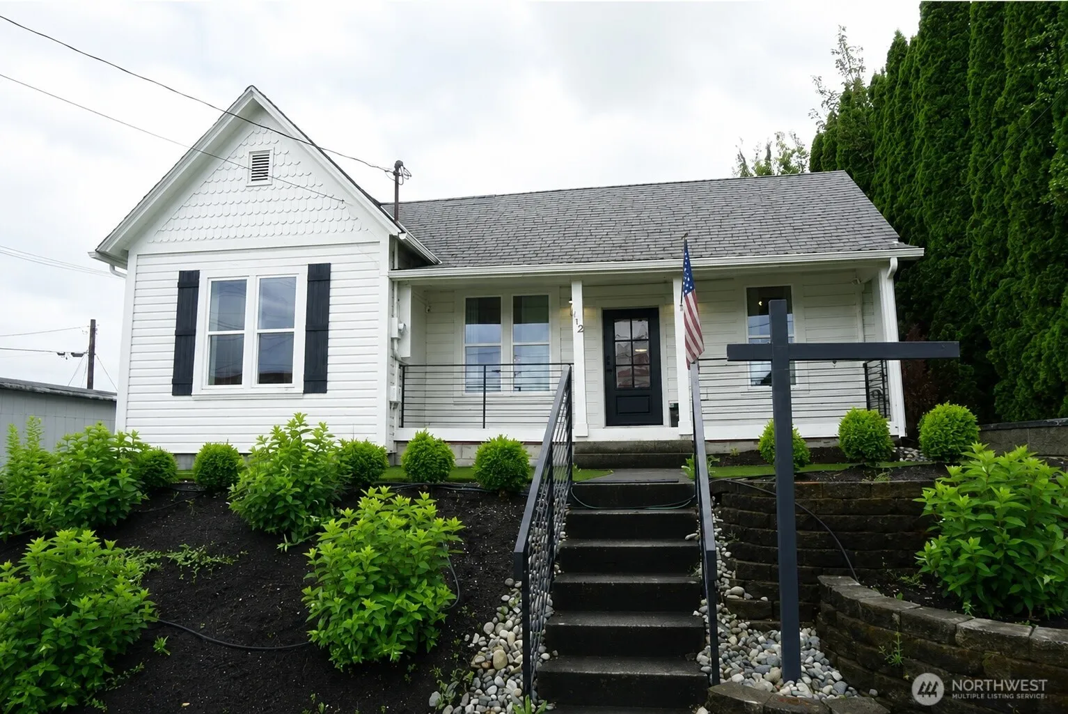 Property photo for 112 Avenue A, Snohomish