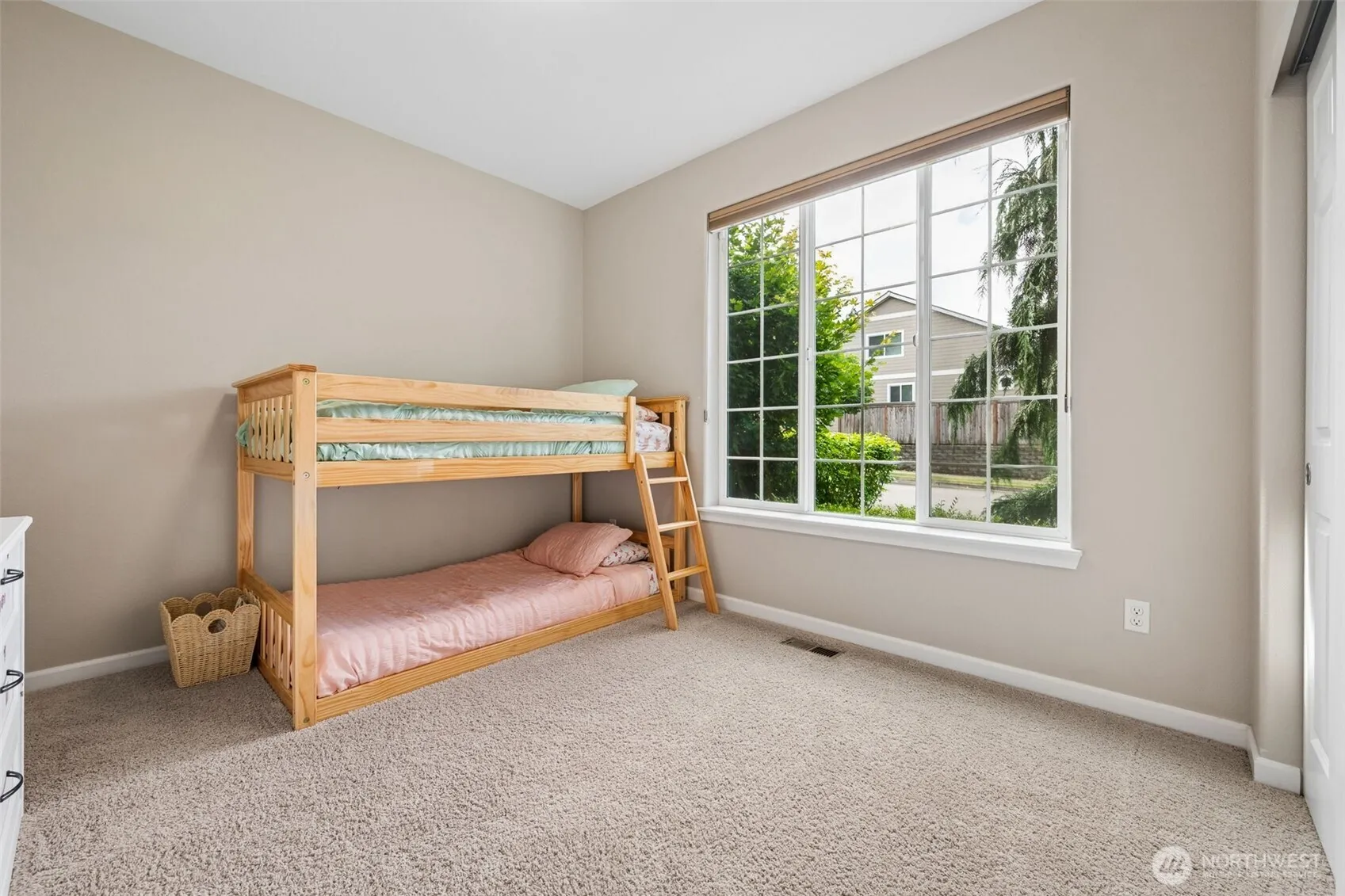 Property photo for 8842 28th Way Se, Olympia photo 4
