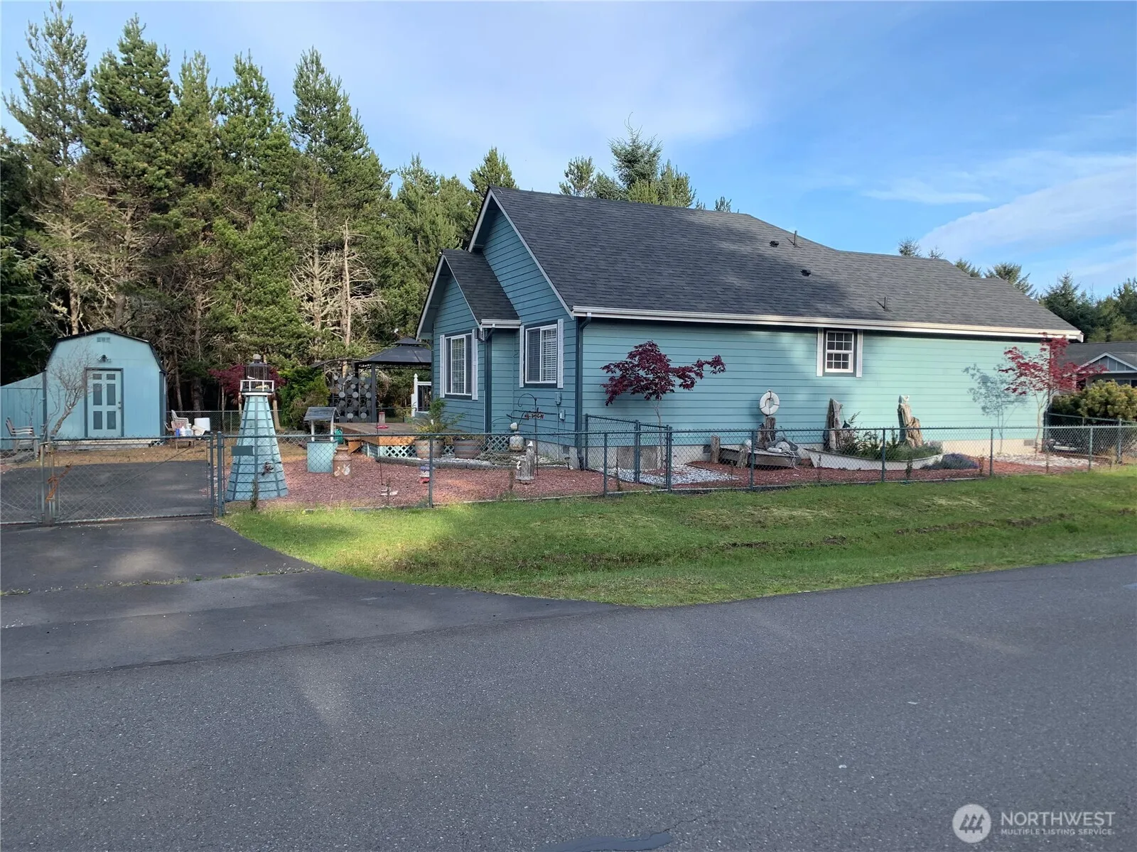 Property photo for 419 Lake West Loop Ne, Ocean Shores photo 4