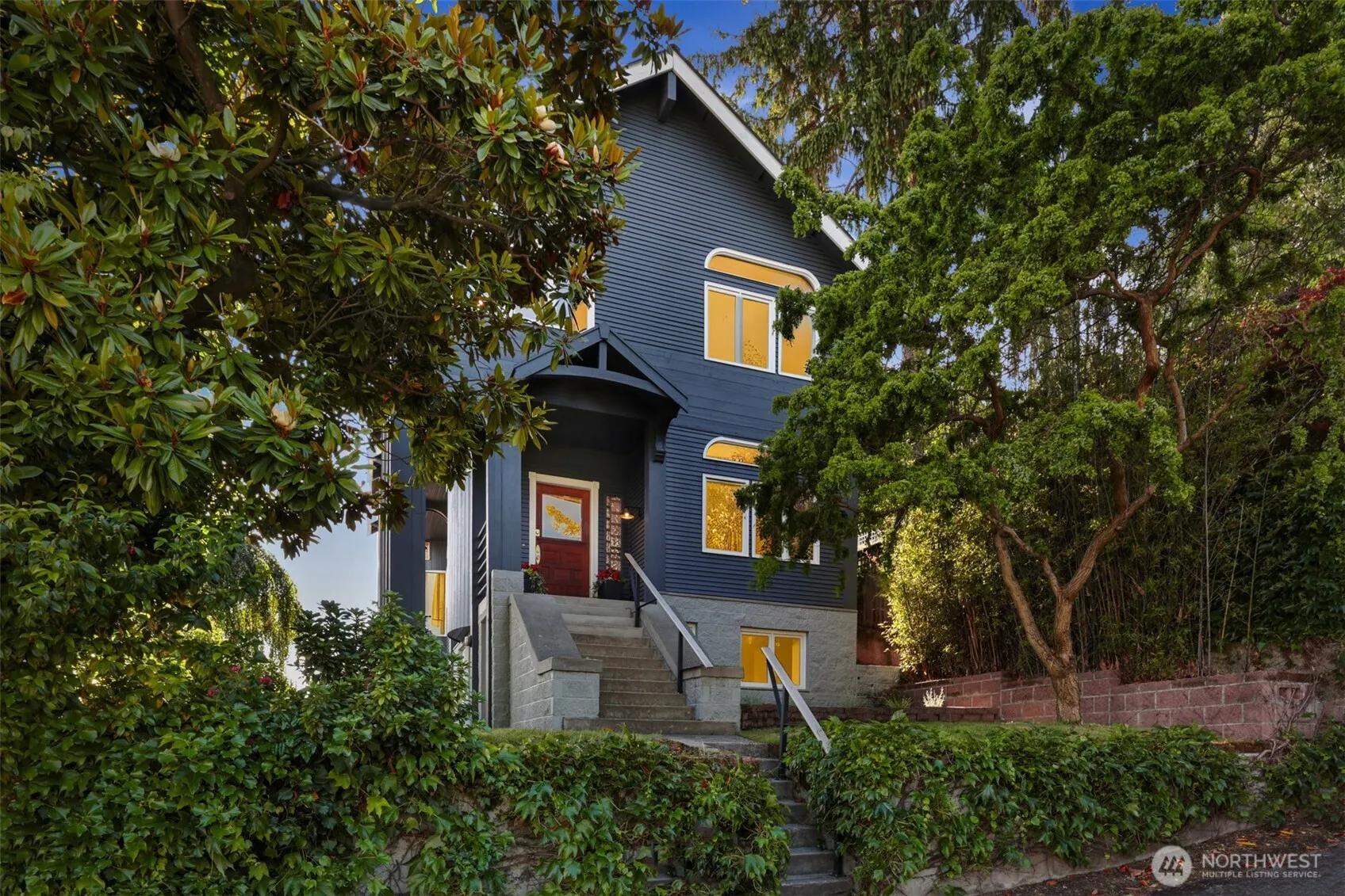 Property photo for 3951 Dayton Avenue N, Seattle