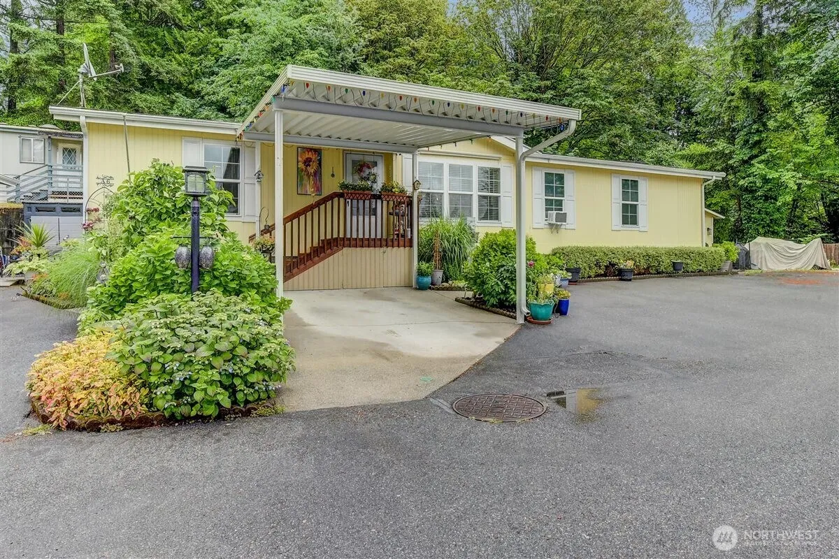 Property photo for 22623 31st Avenue Se #a6, Bothell