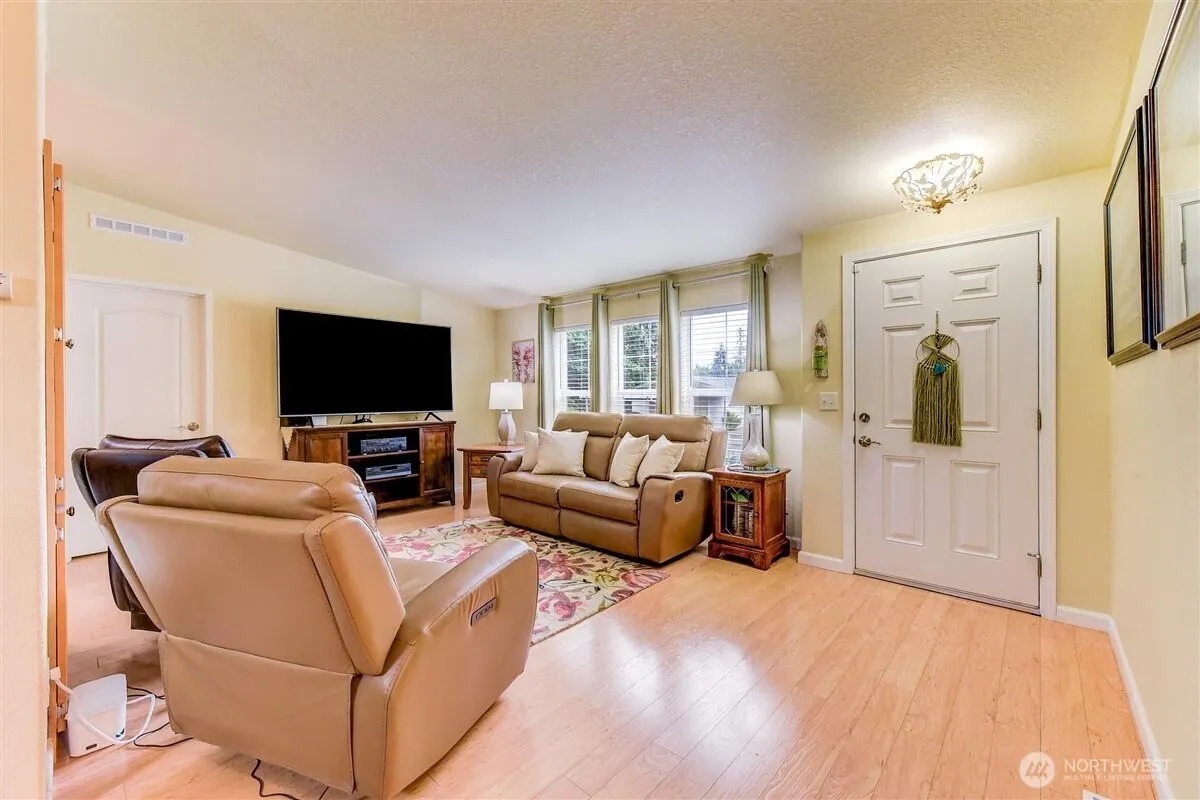 Property photo for 22623 31st Avenue Se #a6, Bothell photo 2