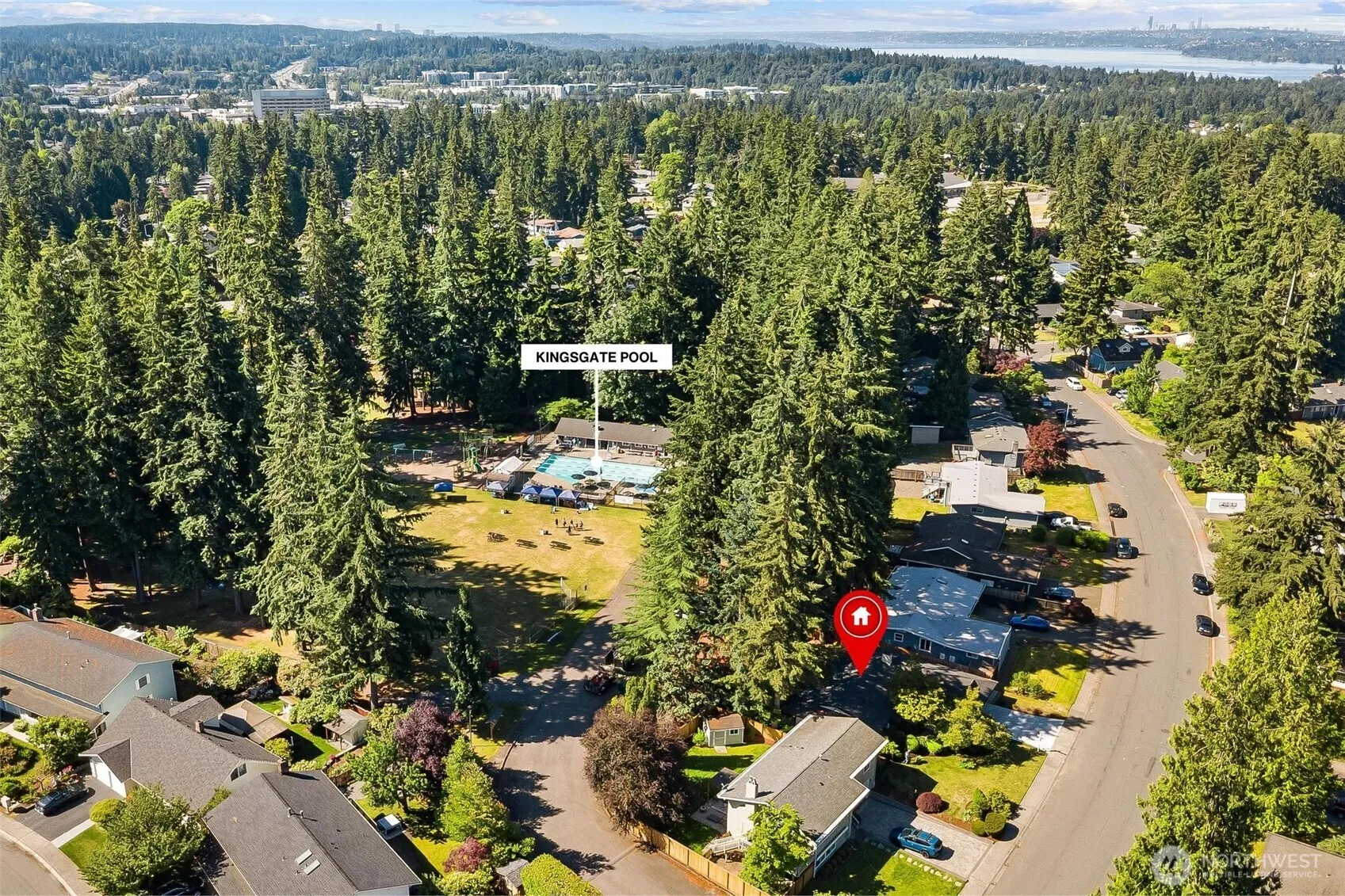 Property photo for 11903 Ne 142nd Place, Kirkland photo 5