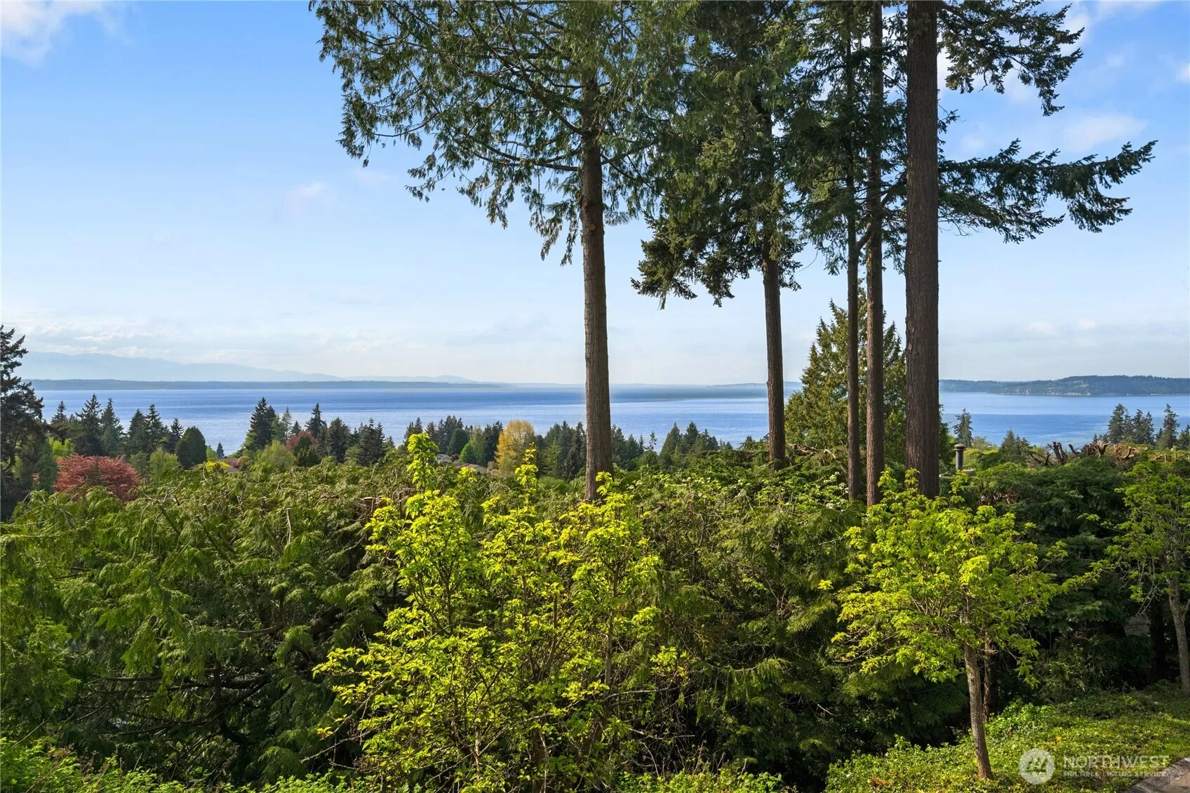 Property photo for 7393 Braemar Drive, Edmonds