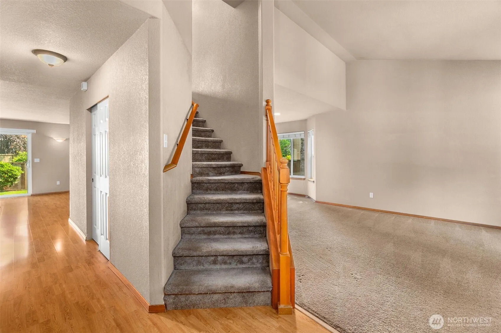 Property photo for 2619 Boulevard Park Court Se, Olympia photo 4