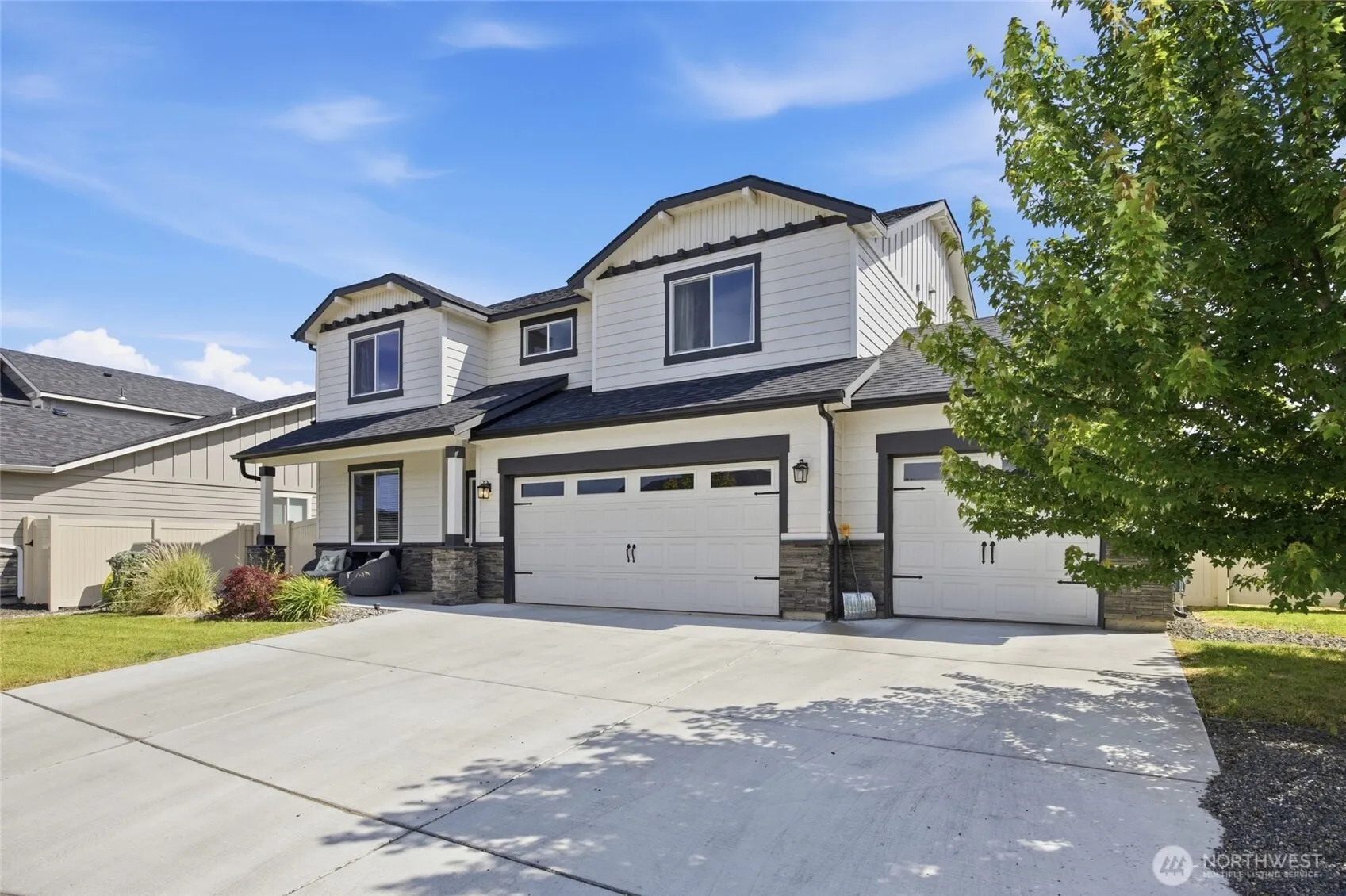 Property photo for 6315 Cottonwood Loop, Yakima photo 3