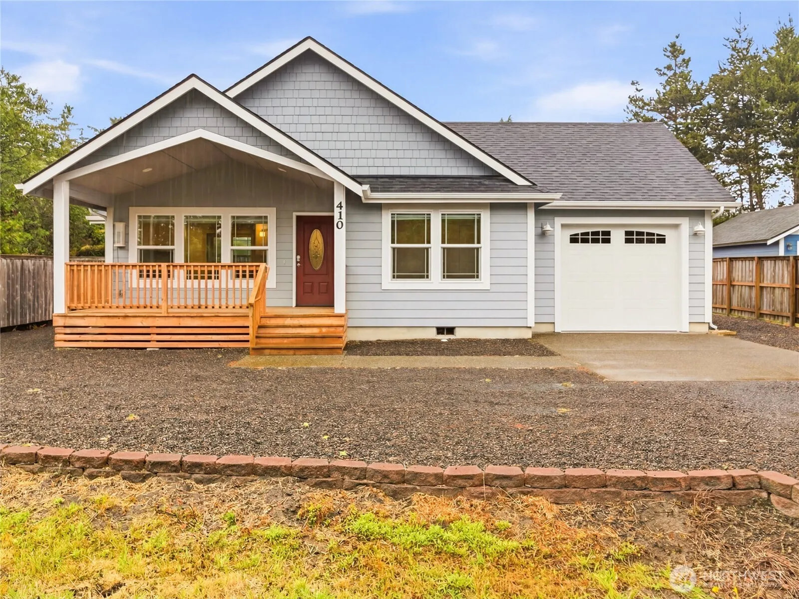 Property photo for 410 Ensign Avenue Nw, Ocean Shores photo 3