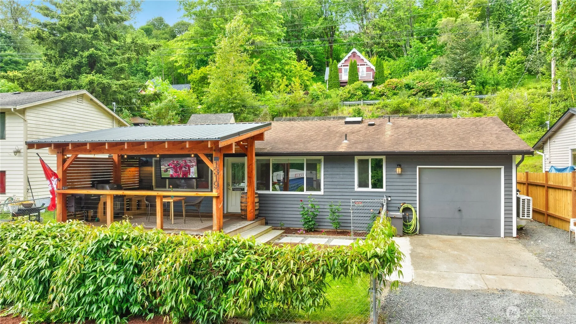 Property photo for 1319 Maple Avenue, Snohomish