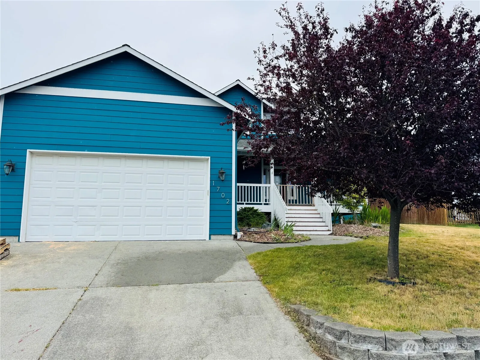 Property photo for 1702 Sw Ulysses Street, Oak Harbor