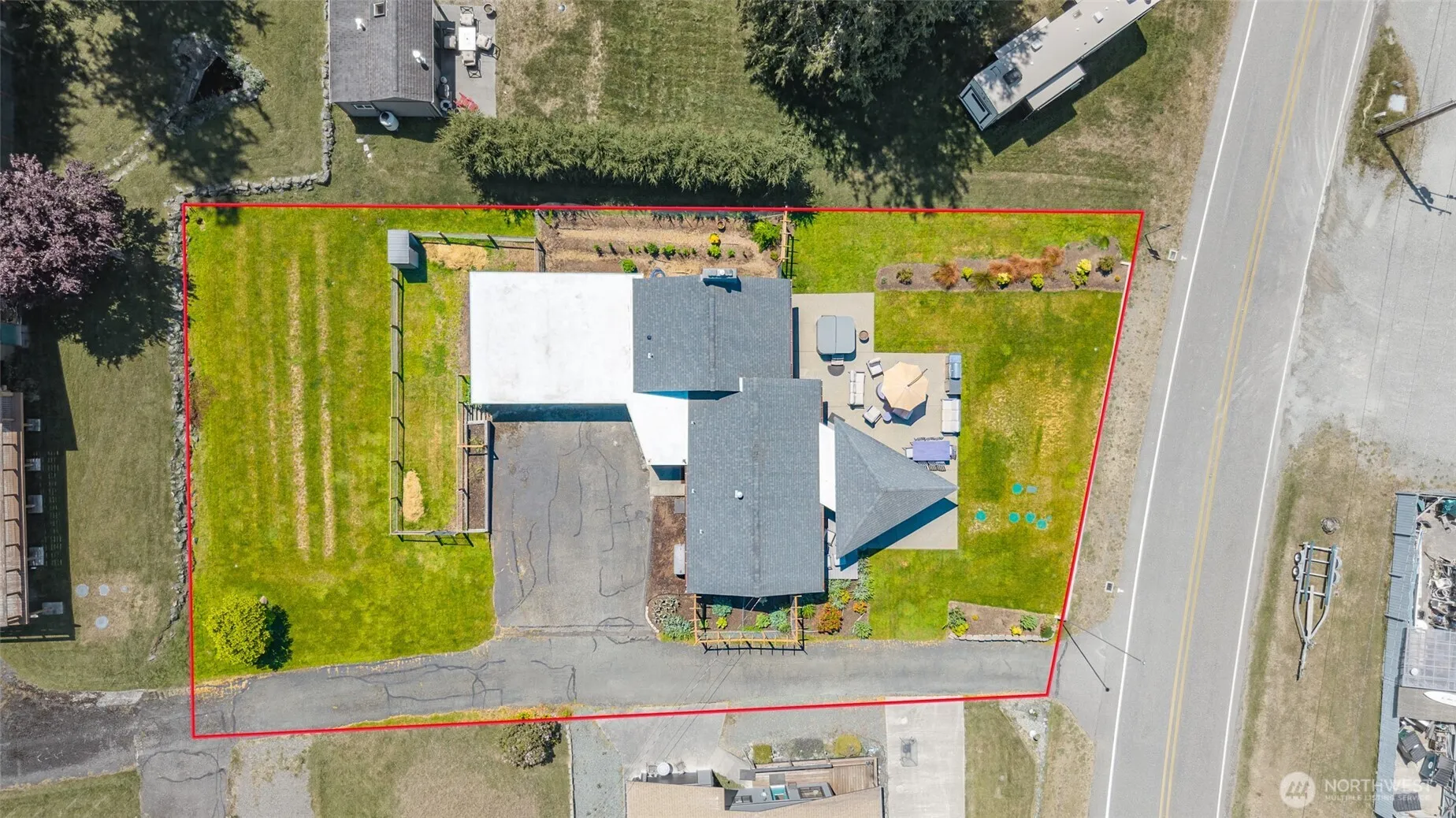 Property photo for 213 Cornet Bay Road, Oak Harbor photo 4