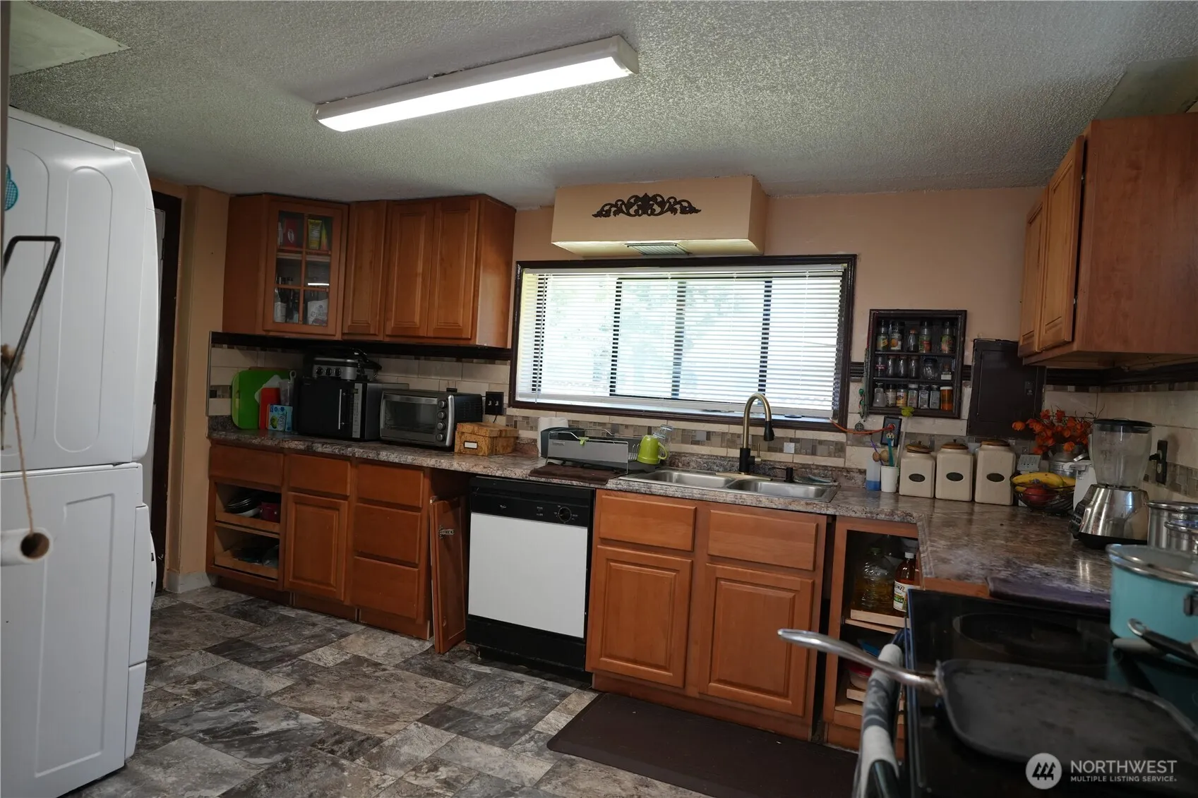 Property photo for 10433 1st Avenue Sw, Burien photo 4