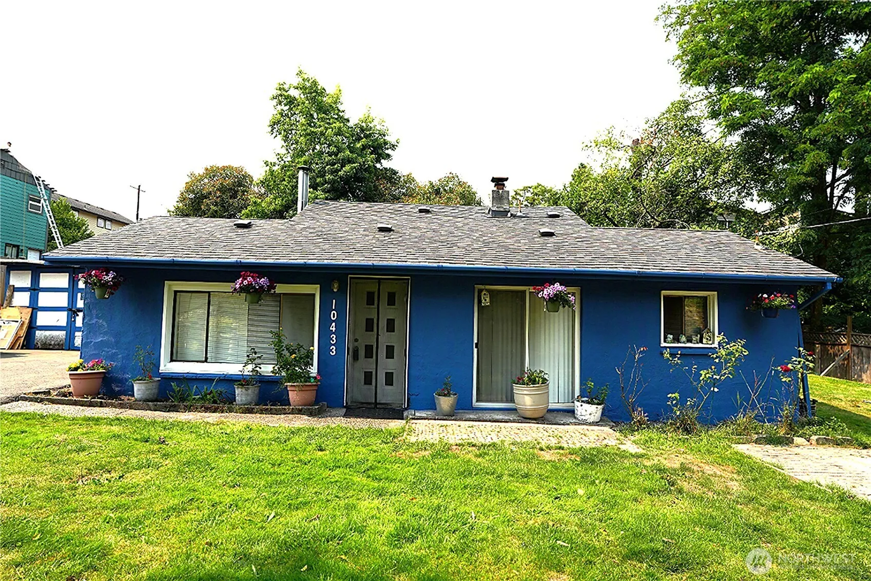 Property photo for 10433 1st Avenue Sw, Burien