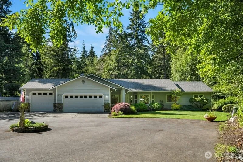Property photo for 11033 94th Street Ne, Lake Stevens