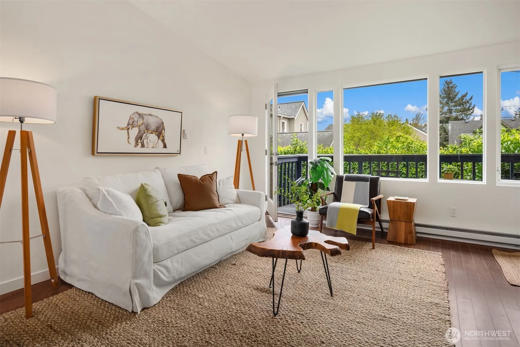 Property photo for 1519 5th Ave W #5, Seattle