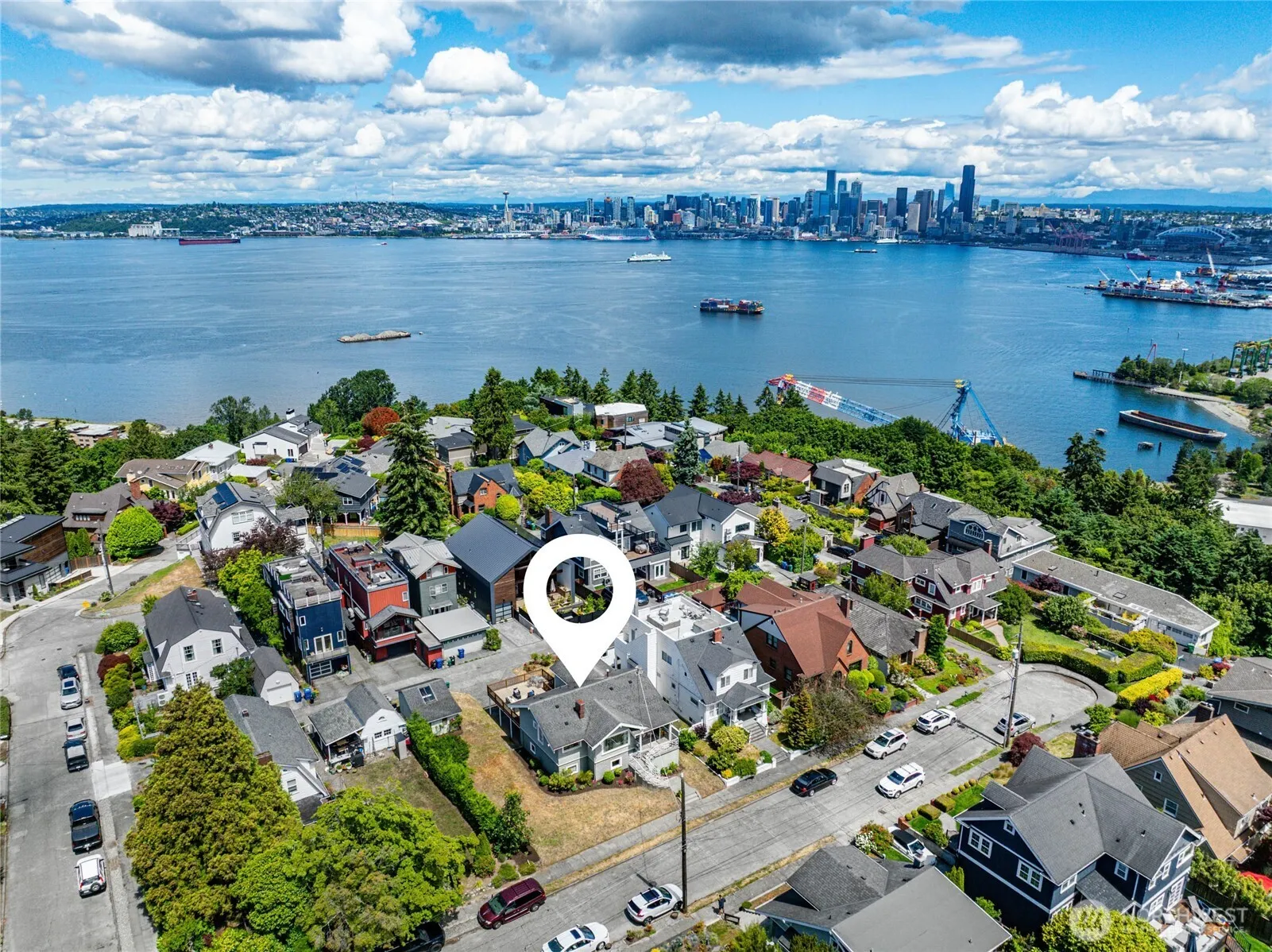 Property photo for 3722 Sw Grayson Street, Seattle