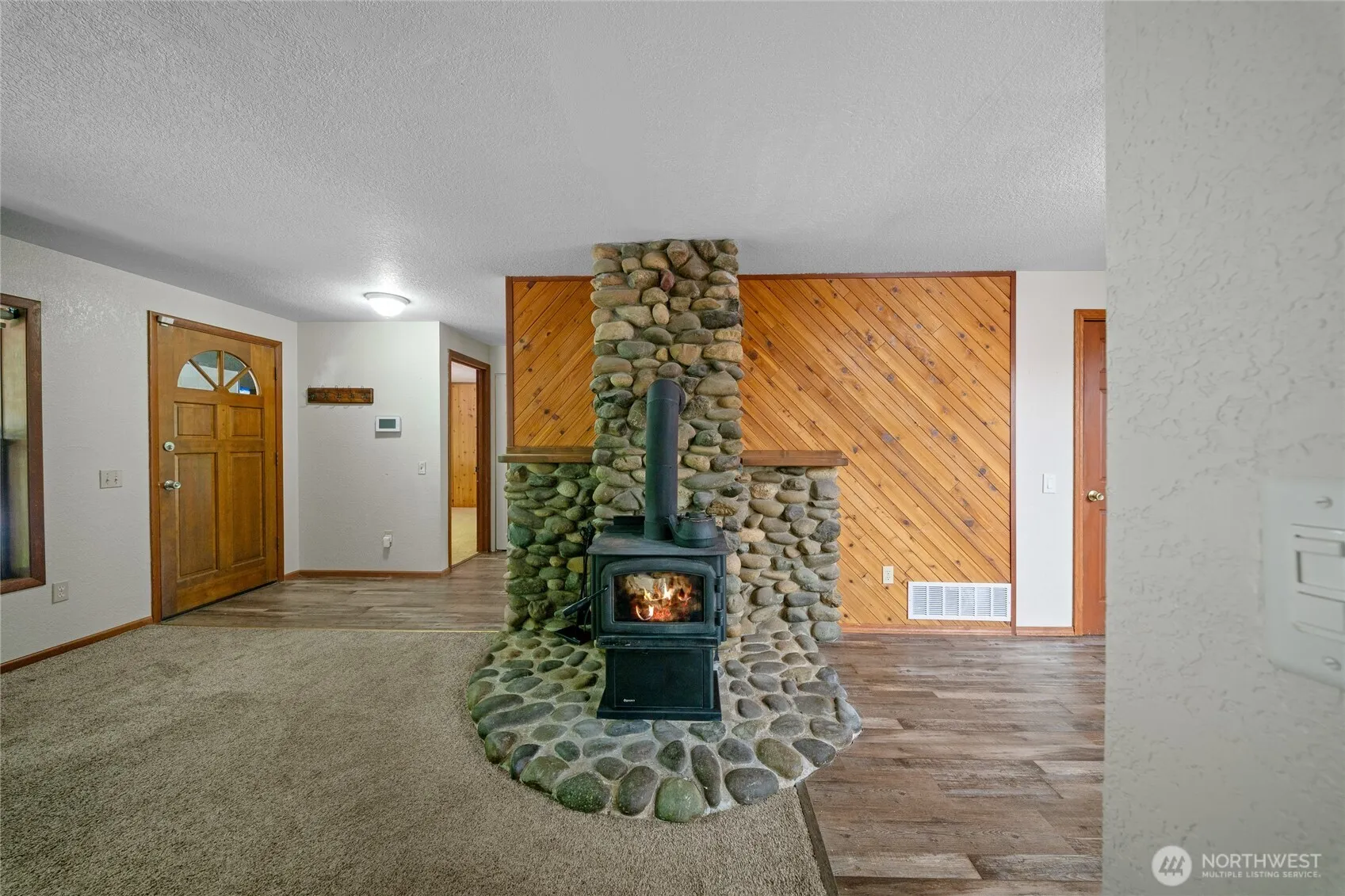 Property photo for 211 E Aycliffe Drive, Shelton photo 5