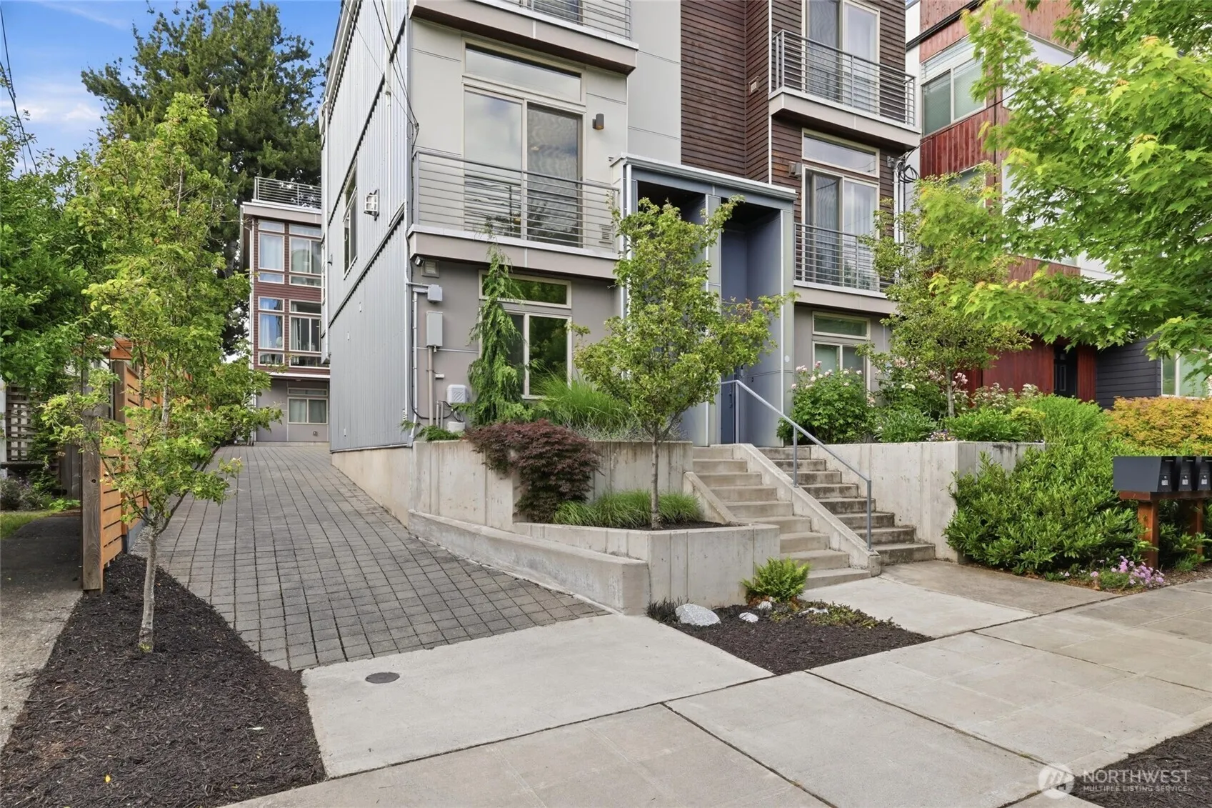 Property photo for 316 Nw 41st Street #b, Seattle photo 2