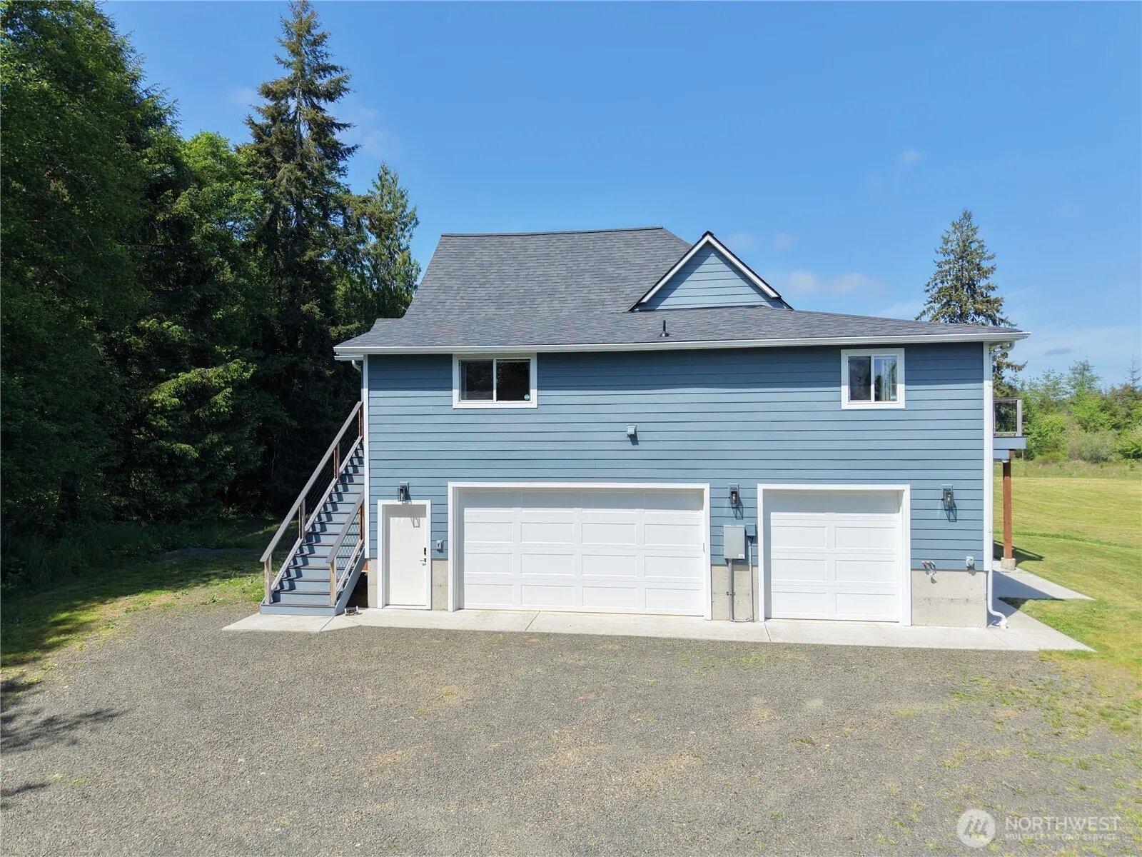 Property photo for 1518 Ocean Beach Road, Hoquiam photo 2