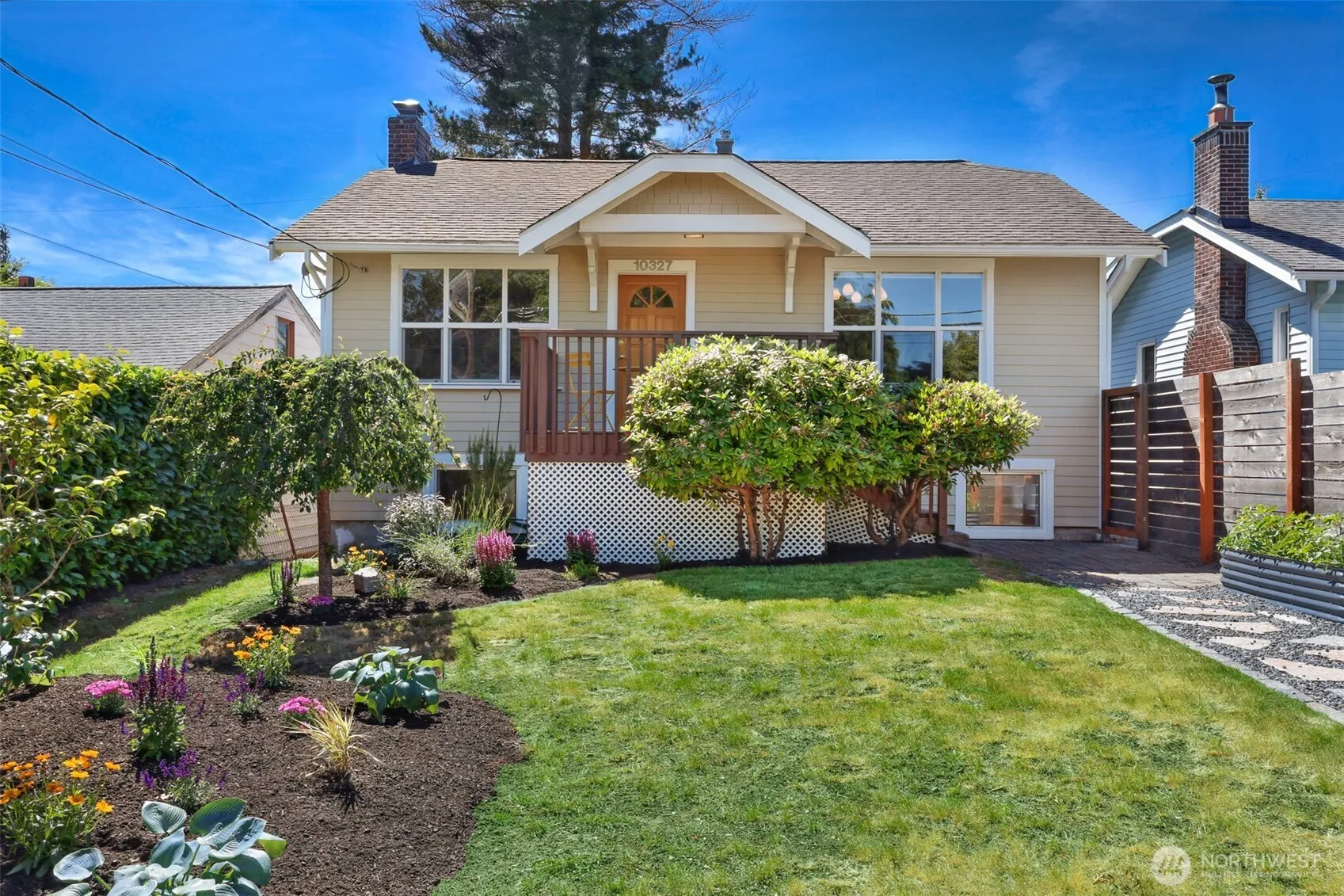 Property photo for 10327 Stone Avenue N, Seattle