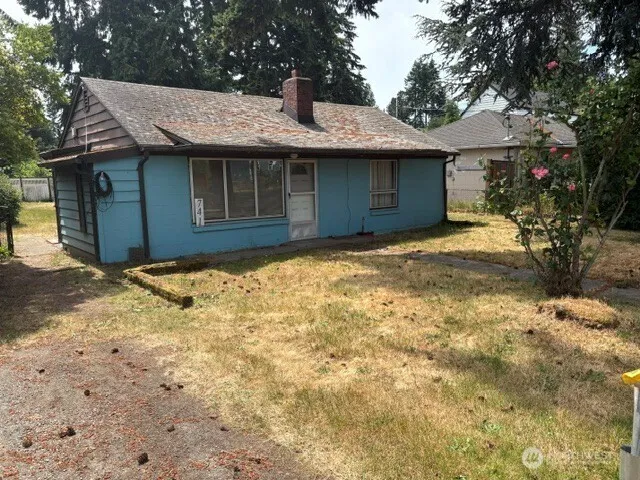 Property photo for 741 N 128th Street, Seattle photo 2