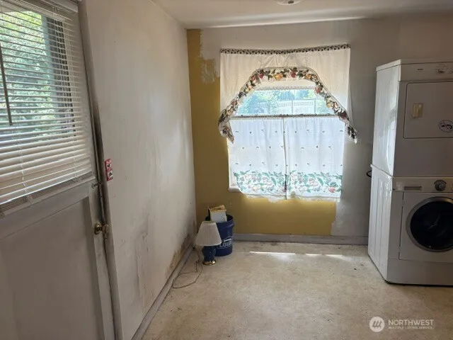 Property photo for 741 N 128th Street, Seattle photo 5