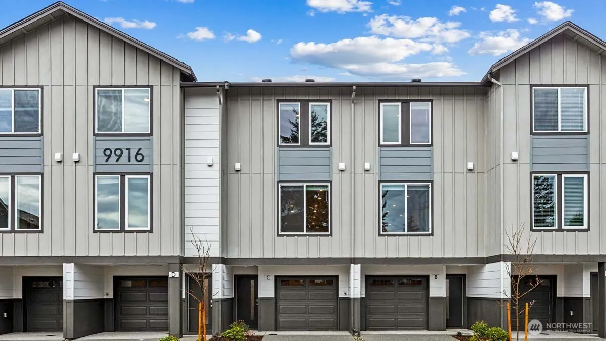 Property photo for 16830 20th Avenue W #d3, Lynnwood