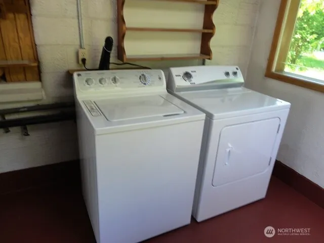 Property photo for 1014 Nw 178th Street, Shoreline photo 2