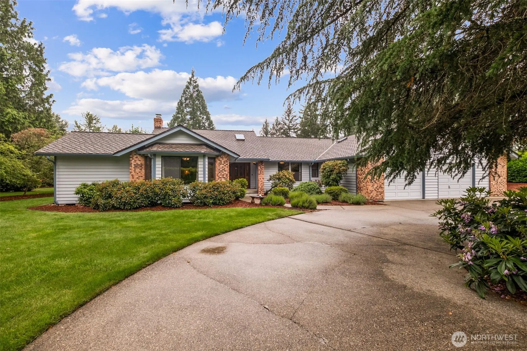 Property photo for 23625 Se 225th Street, Maple Valley photo 4