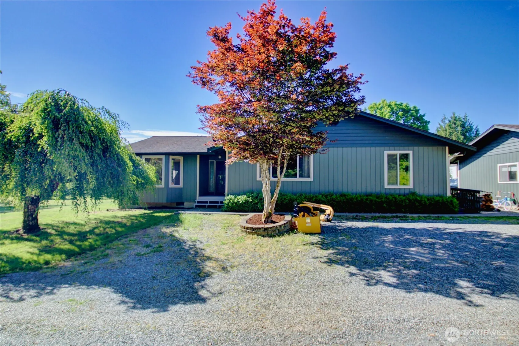 Property photo for 3046 Old Highway 99 North Road, Burlington photo 3