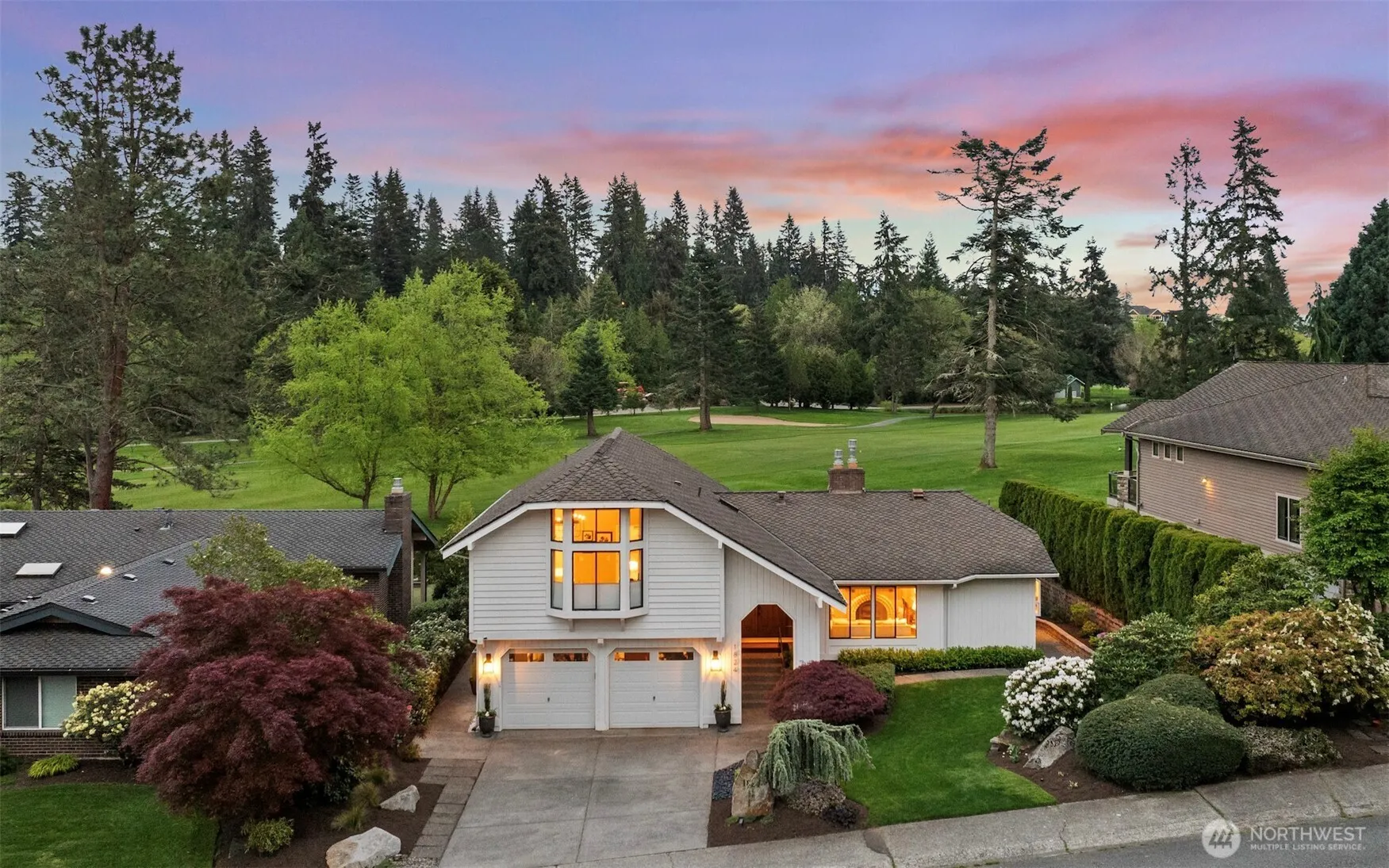 Property photo for 1824 180th Avenue Ne, Bellevue photo 2