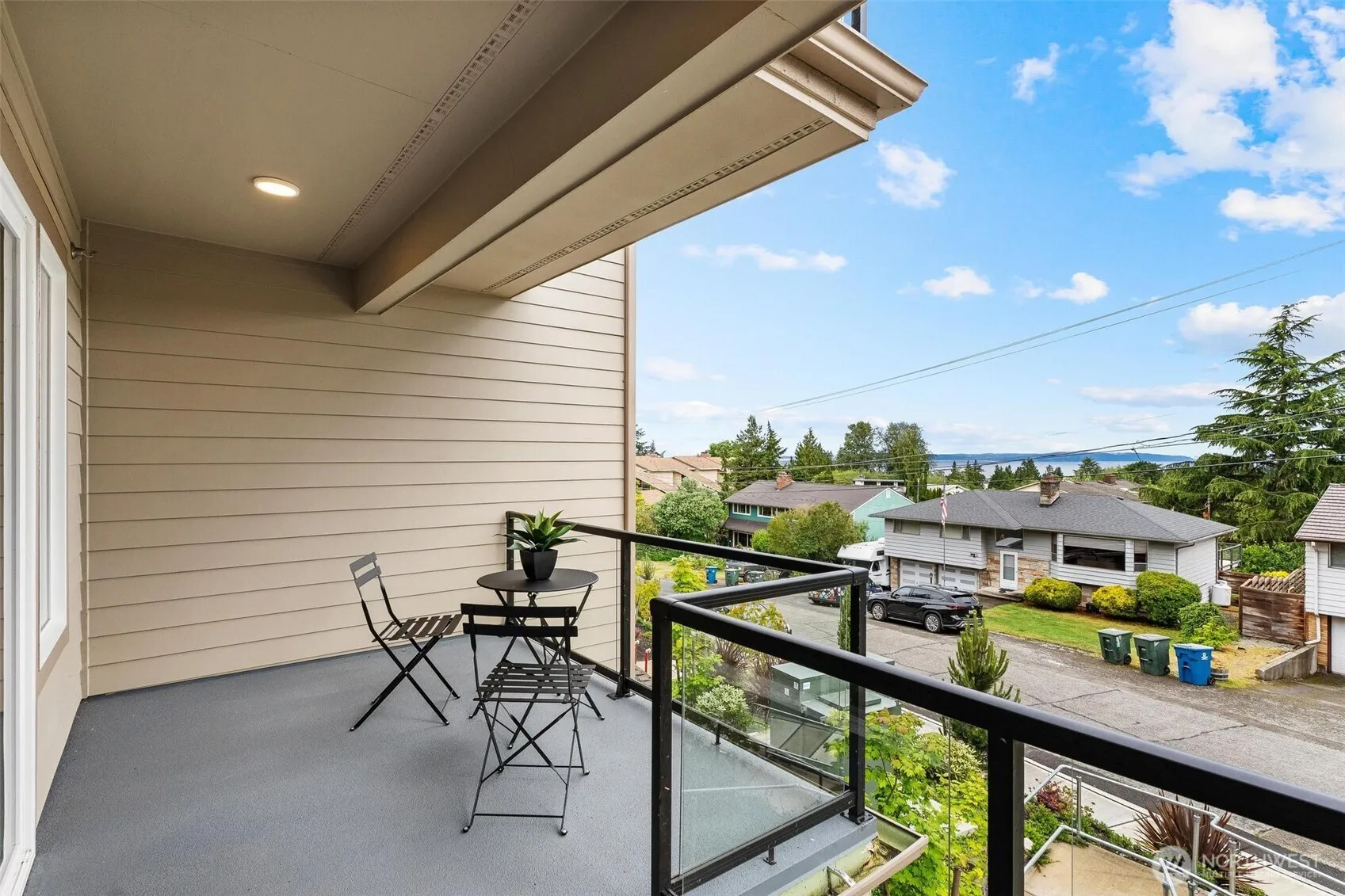 Property photo for 554 Paradise Lane #c202, Edmonds photo 4