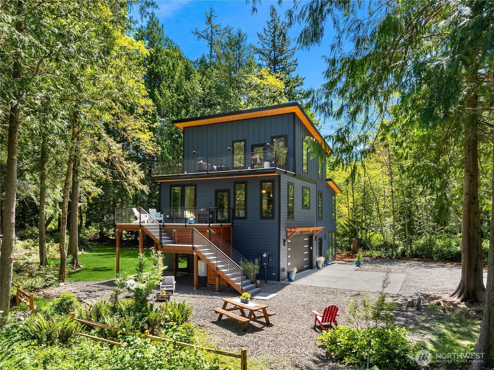 Property photo for 10399 Ne Pine Way, Bainbridge Island