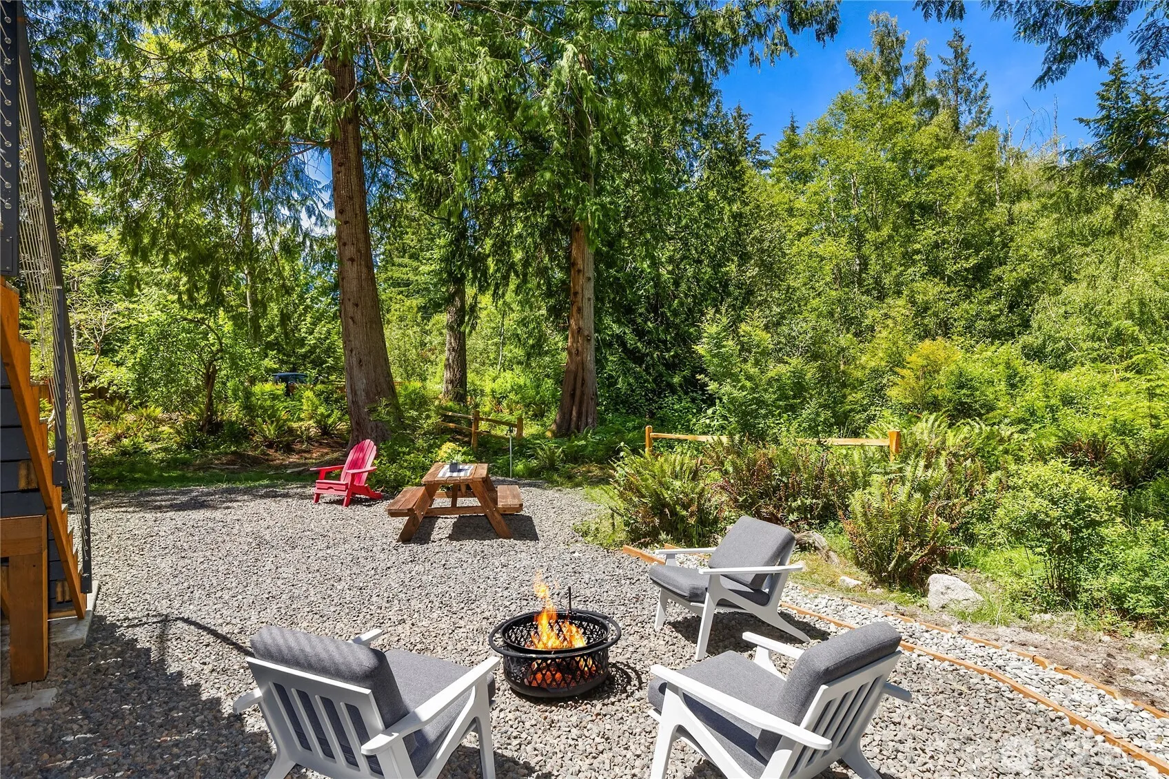Property photo for 10399 Ne Pine Way, Bainbridge Island photo 3