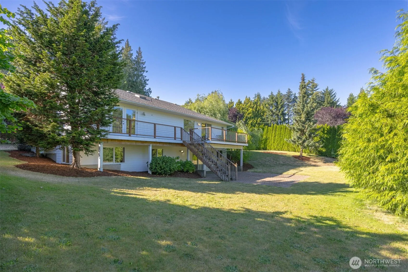 Property photo for 806 S Park Court, Lynden photo 4