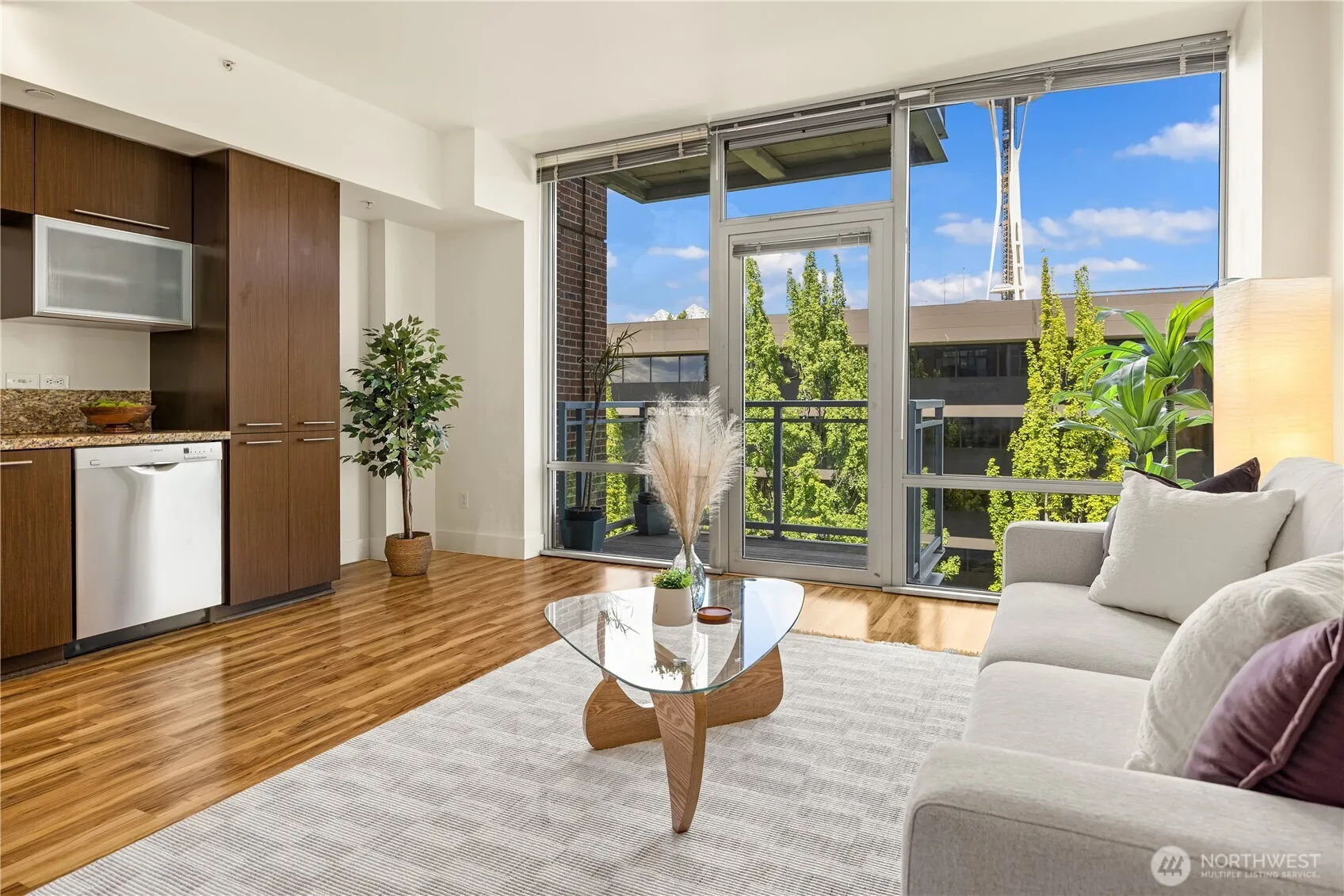 Property photo for 2911 2nd Ave #616, Seattle