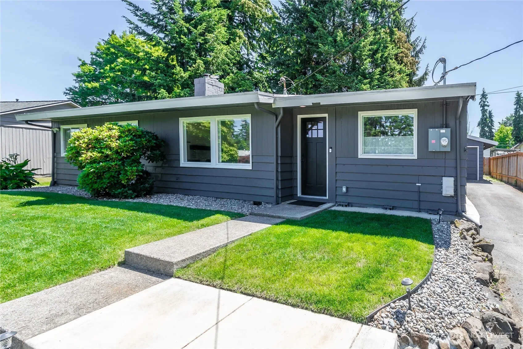 Property photo for 18326 Occidental Avenue S, Burien photo 2