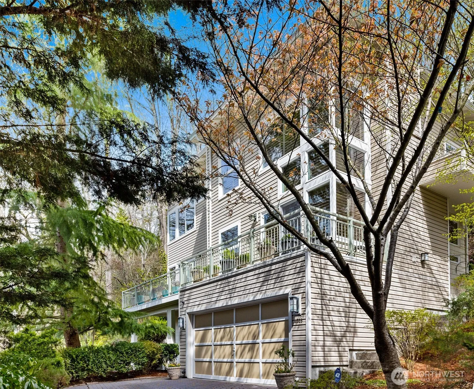 Property photo for 4525 47th Avenue S, Seattle