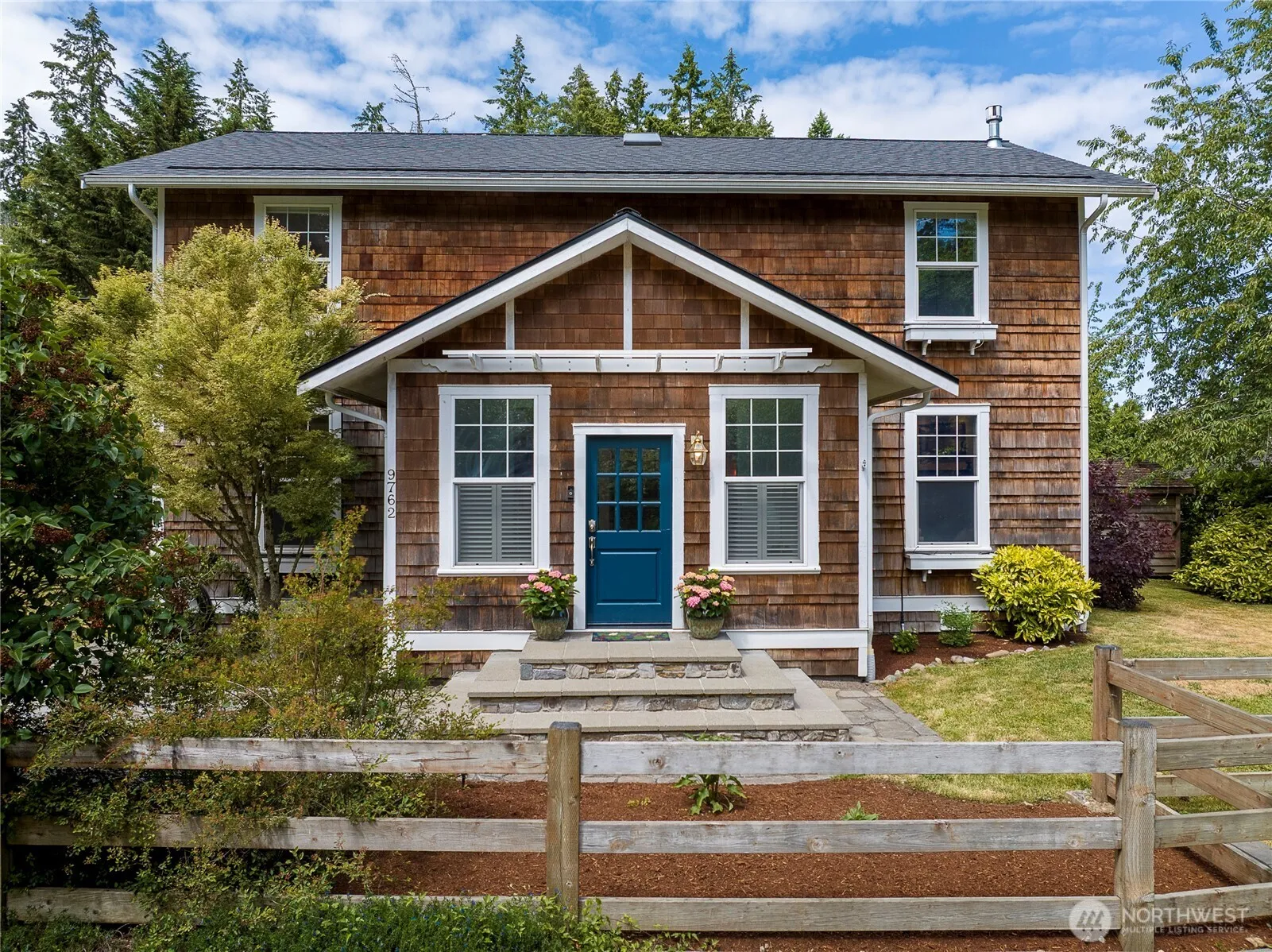 Property photo for 9762 Ne Pine Street, Bainbridge Island