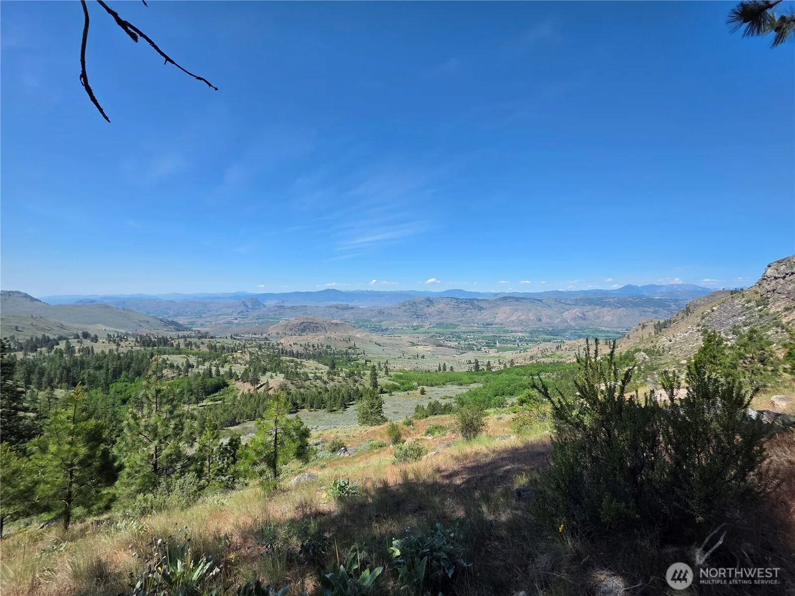 Property photo for 431 J Swanson Hill Road, Tonasket photo 4